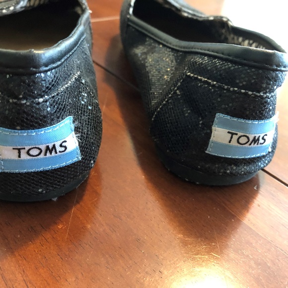 Black glitter Toms womens size W8,5 - Picture 3 of 4